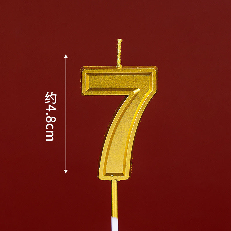 CANDLE GOLD 4.8CM NUMBER 7